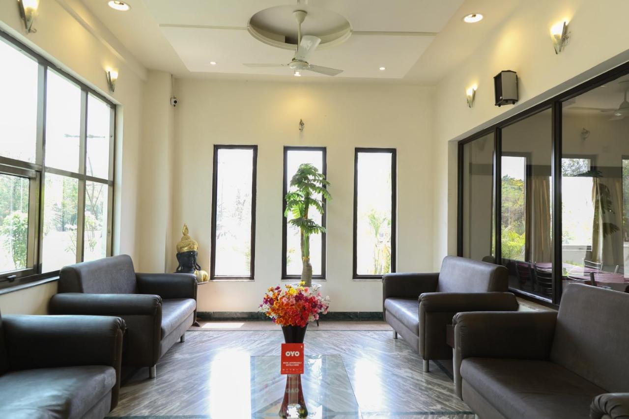 Khapa  Oyo 10943 Hotel Plus Corporate מראה חיצוני תמונה