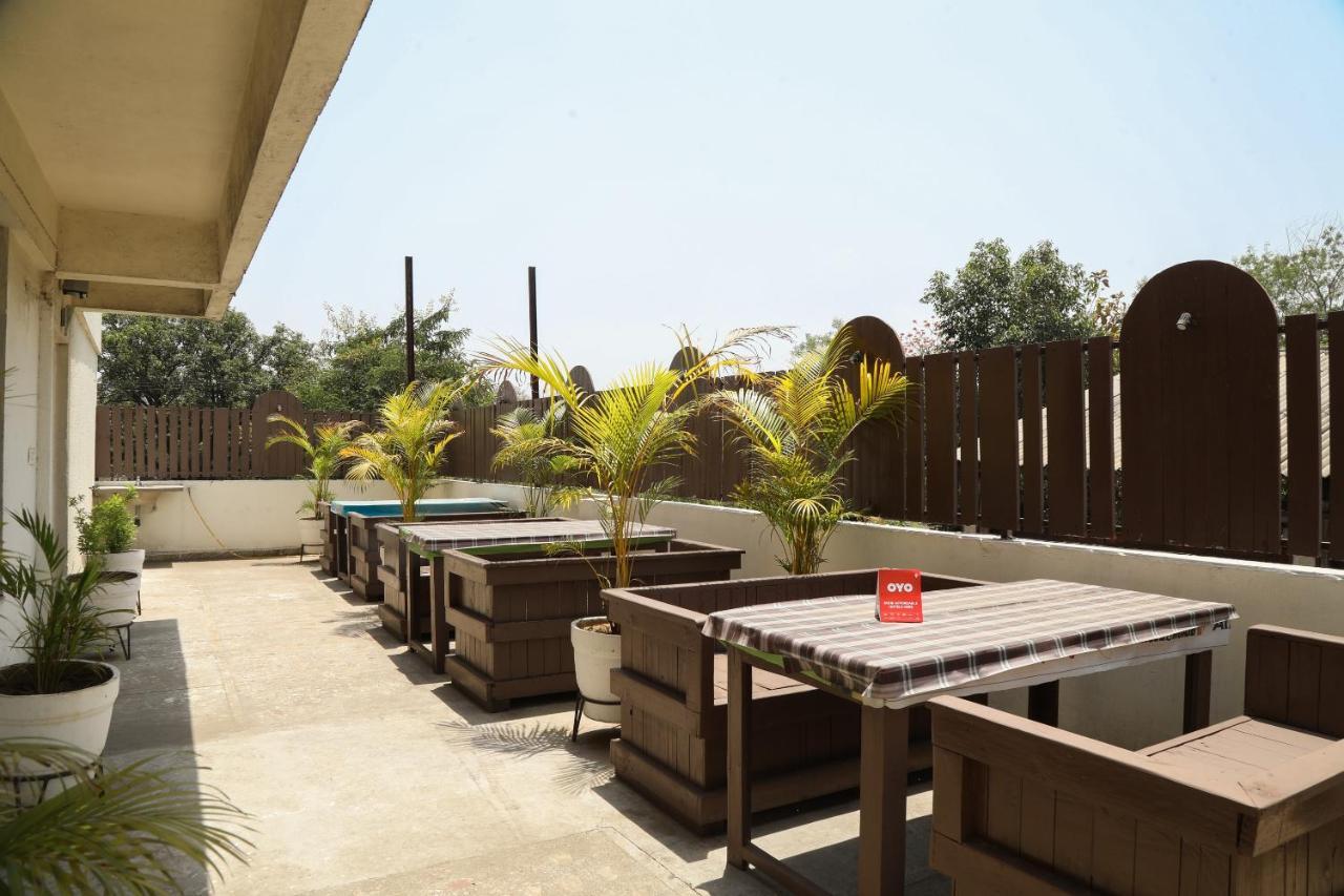 Khapa  Oyo 10943 Hotel Plus Corporate מראה חיצוני תמונה