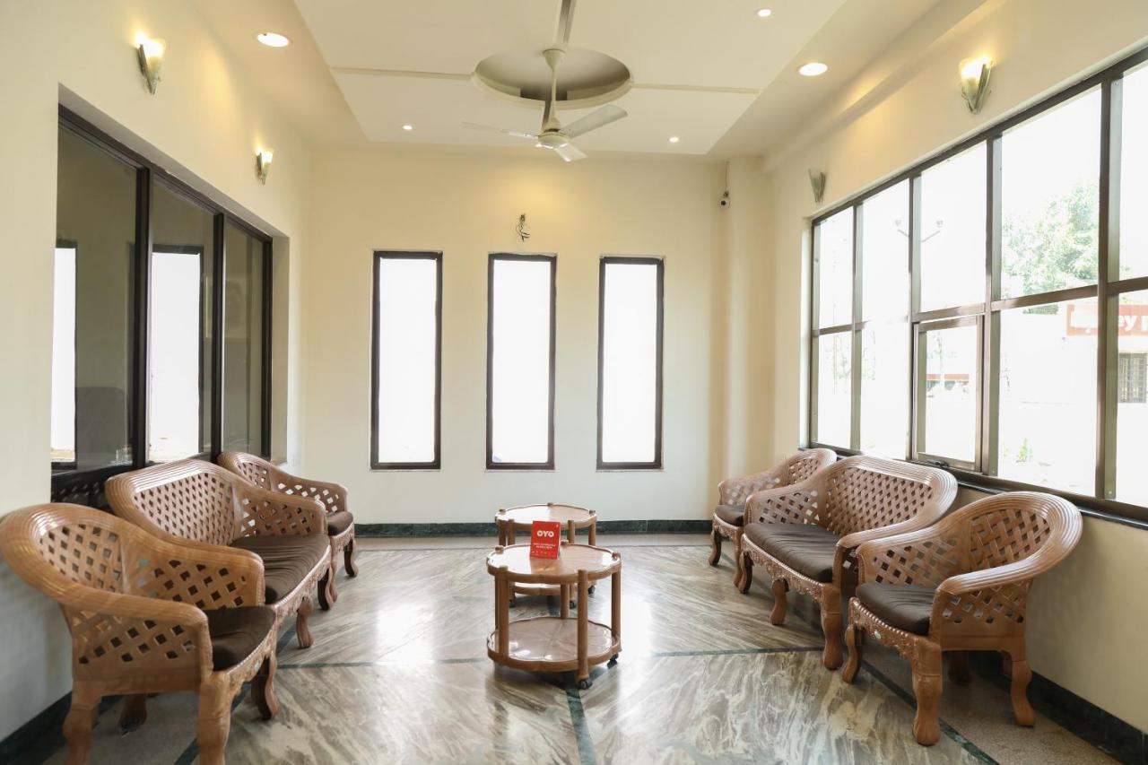 Khapa  Oyo 10943 Hotel Plus Corporate מראה חיצוני תמונה